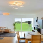 Wohnbereich Haus Grauer Holzhaus WEISS