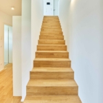Treppe Haus Möller Holzhaus WEISS