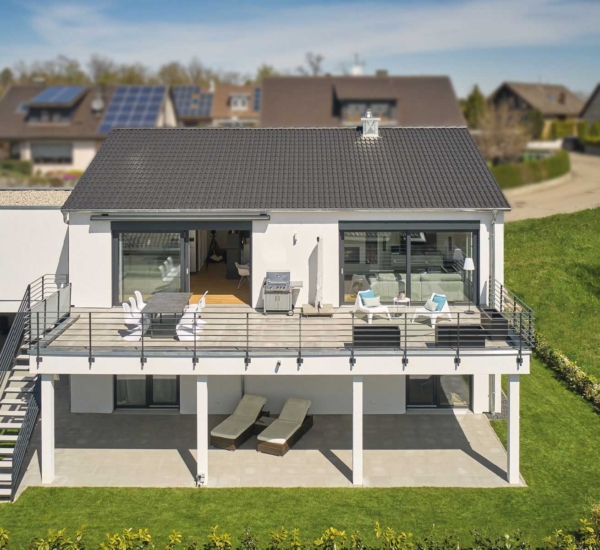Außenansicht Haus Möller Holzhaus WEISS