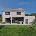 Gartenansicht Haus Seyfried Holzhaus WEISS