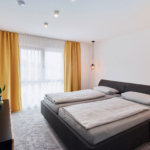 Schlafzimmer Chmel Holzhaus WEISS