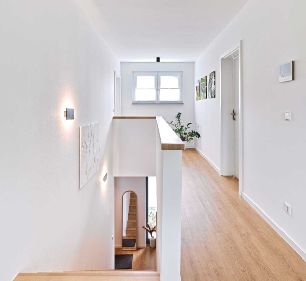 Treppe Haus Bitz von Fertighaus WEISS